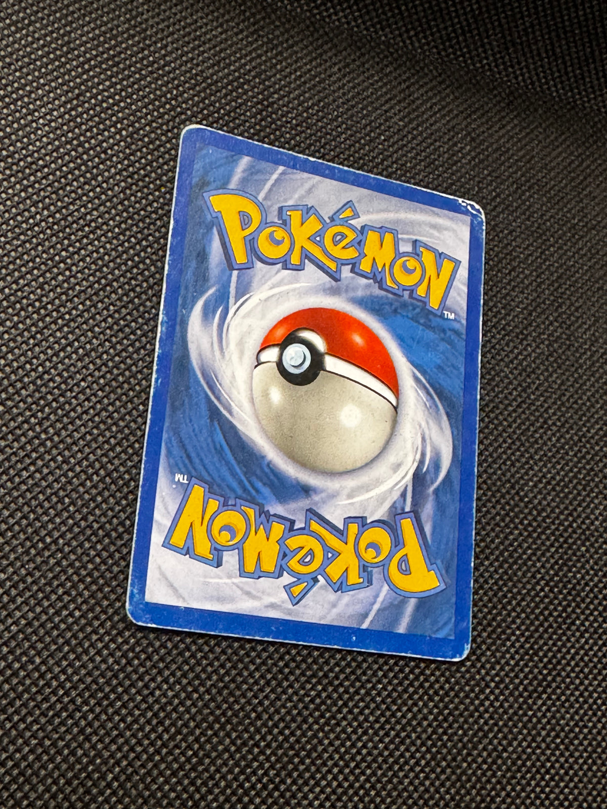 Zapdos 16/102 - Base Set / Holo