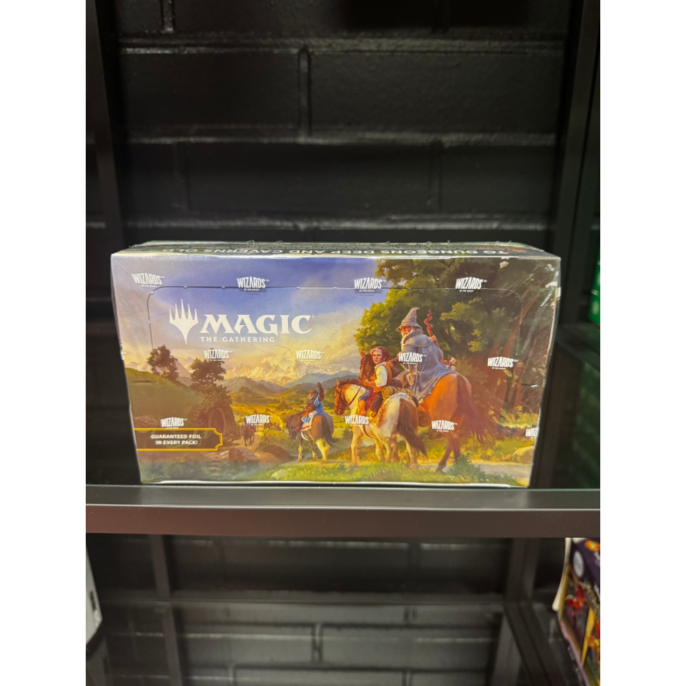 Magic: The Gathering - The Hobbit: Play Booster Display