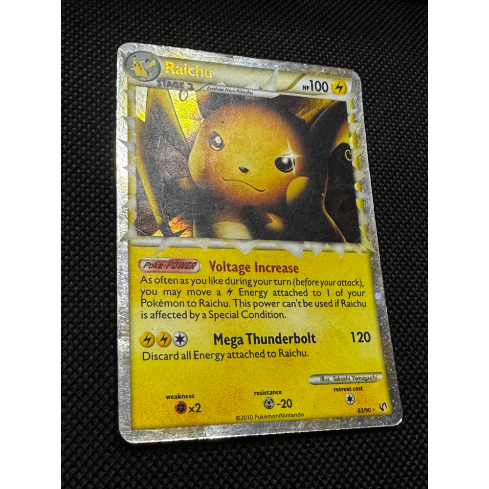 Raichu 83/90 - Undaunted