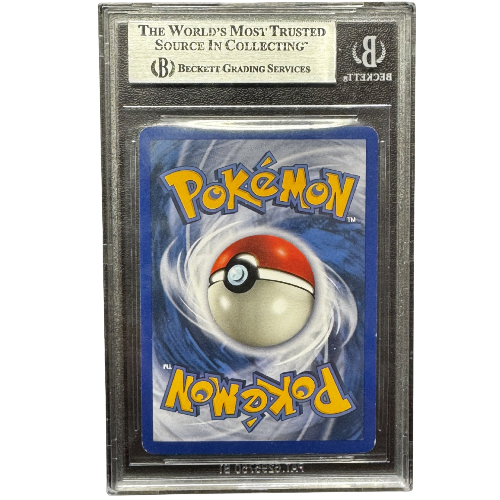 Machop 79/110 - Legendary Collection / BGS 8